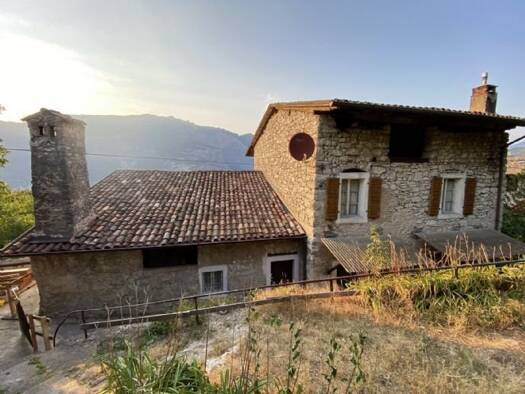 Rustico zum Kauf 270.000 € 350 m² 300 m² Grundstück ARCO 38062