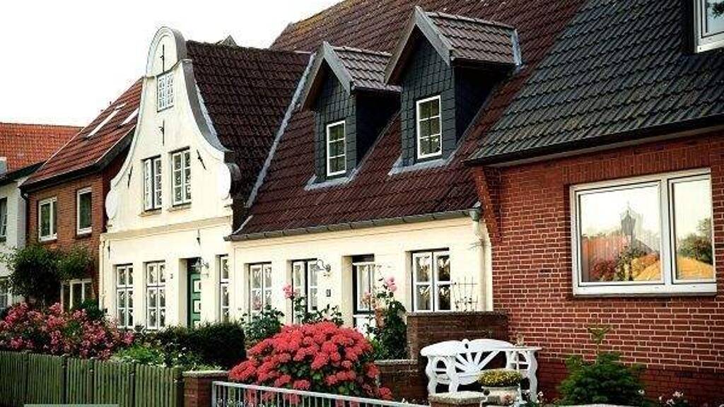 Reihenmittelhaus zum Kauf 157.000 € 1 Zimmer 130 m² 245 m² Grundstück Trupbach Siegen 57072