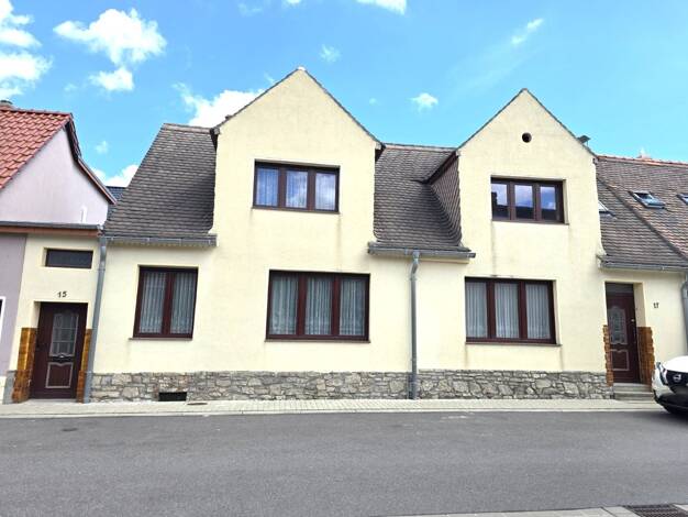 Einfamilienhaus zum Kauf 110.000 € 8 Zimmer 146,7 m² 223 m² Grundstück Barby Barby 39249