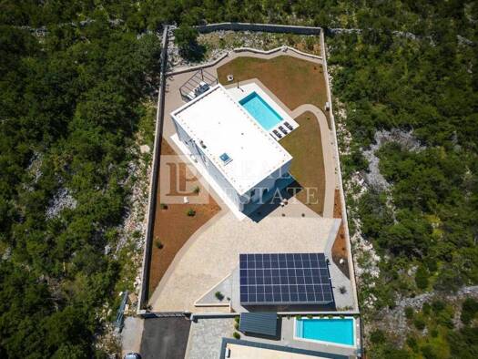 Haus zum Kauf 1.300.000 € 5 Zimmer 260 m² Smrika, Kraljevica Kraljevica