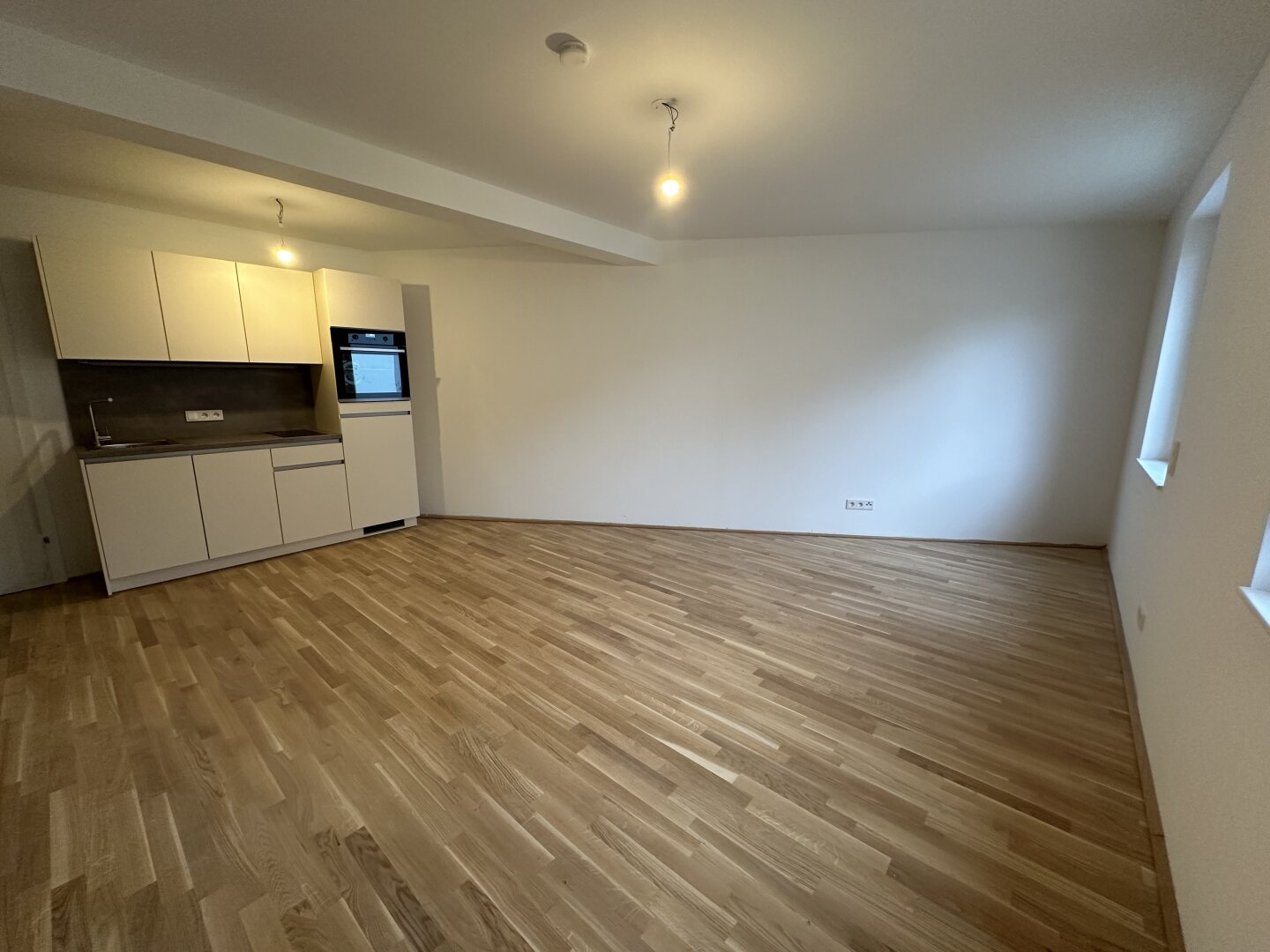 Wohnung zur Miete 626 € 53,1 m²<br/>Wohnfläche 01.01.2025<br/>Verfügbarkeit Hauptstraße Groß-Schweinbarth 2221