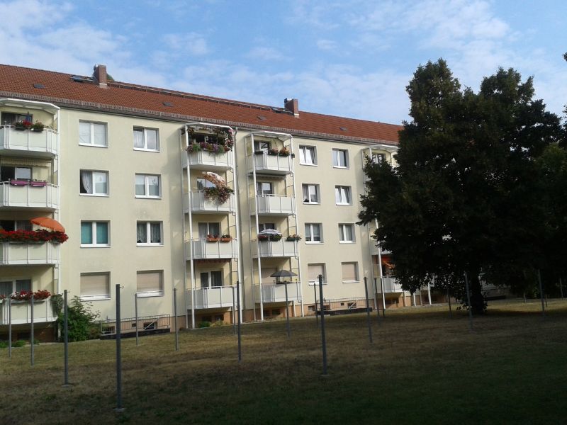 Wohnung zur Miete 468 € 3 Zimmer 58,4 m²<br/>Wohnfläche 2.<br/>Geschoss Reinefarthstraße 111 Merseburg Merseburg 06217