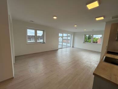 Wohnung zur Miete 1.200 € 3 Zimmer 93,6 m² 2. Geschoss frei ab sofort Dwoberg - Ströhen - Bezirk 6 Delmenhorst 27753
