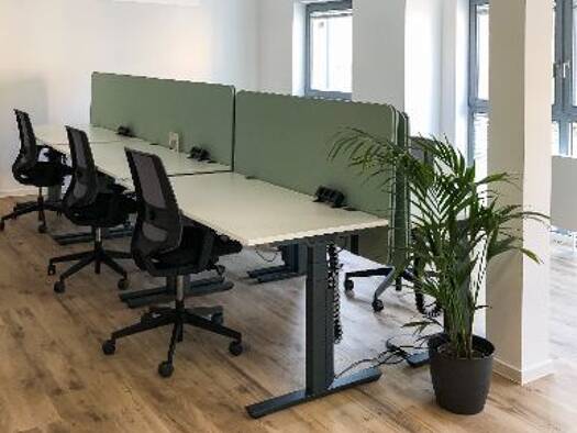 Bürofläche zur Miete provisionsfrei 325 € 4 m² Bürofläche Frankfurter Straße Kronberg Kronberg 61476