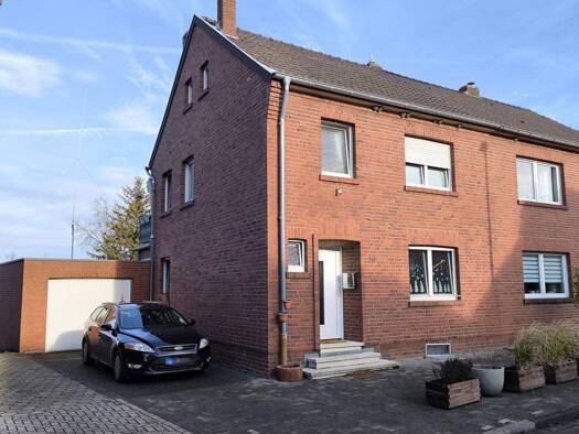 Doppelhaushälfte zum Kauf 219.000 € 5 Zimmer 93,6 m² 555 m² Grundstück Brachelen Hückelhoven 41836