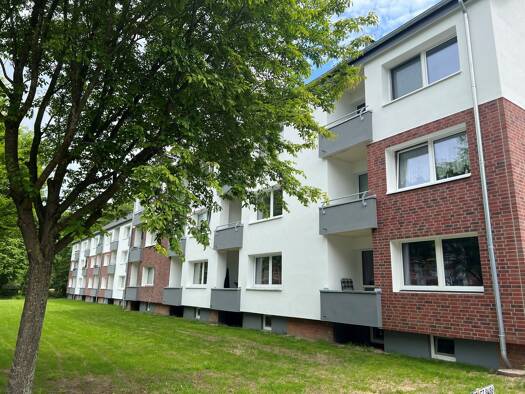 Wohnung zur Miete 715 € 3 Zimmer 75,3 m² EG frei ab 01.09.2026 Itzehoe 25524