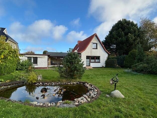 Einfamilienhaus zum Kauf 900.000 € 4 Zimmer 120 m² 1.096 m² Grundstück Zingst 18374