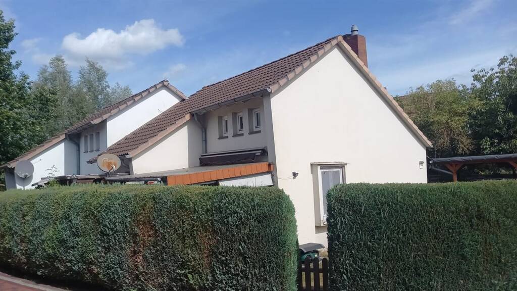 Haus zum Kauf 127.500 € 4 Zimmer 110 m² 465 m² Grundstück Berne Berne , Kr Wesermarsch 27804