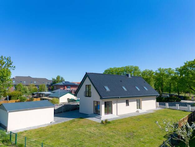 Einfamilienhaus zum Kauf 385.000 € 5 Zimmer 180 m² 702 m² Grundstück Sankt Michaelisdonn 25693