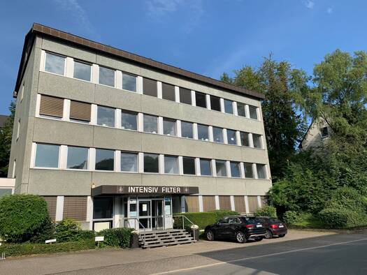 Büro zur Miete provisionsfrei 1.120 € 7 Zimmer 144 m² Bürofläche Voßkuhlstraße 63 Langenberg Velbert 42555