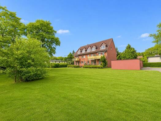 Mehrfamilienhaus zum Kauf 900.000 € 23 Zimmer 507,2 m² 2.617 m² Grundstück Mölln 23879