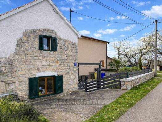 Haus zum Kauf 140.000 € 2 Zimmer 37 m² Sveti Petar u Sumi, Sveti Petar U Sumi Sveti Petar u Šumi