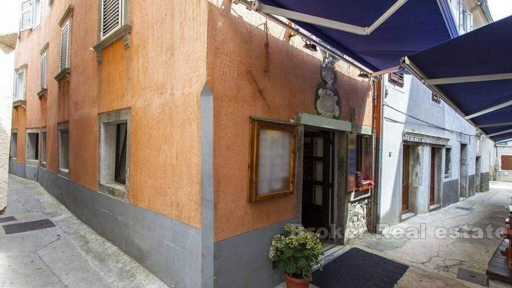 Haus zum Kauf 980.000 € 9 Zimmer 424 m² Krk