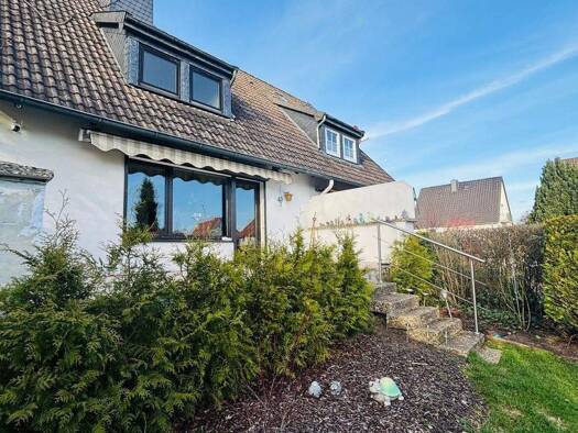 Doppelhaushälfte zum Kauf 280.000 € 4 Zimmer 115 m² 328 m² Grundstück Neuenhäusen Celle 29221