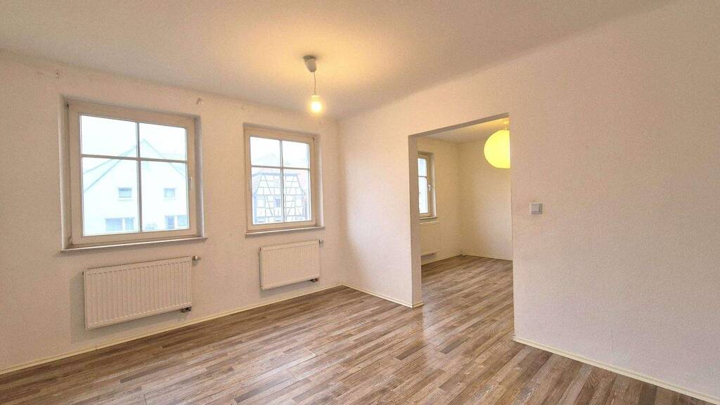 Mehrfamilienhaus zum Kauf 399.000 € 8 Zimmer 180 m² 230 m² Grundstück Mundelsheim 74395