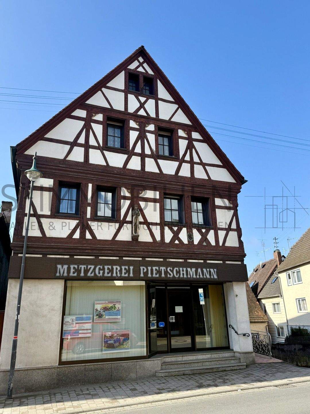 Immobilie in Hardheim - Vielseitiges Wohn- und Geschäftshaus mit Ausbaupotenzial in Hardheim - Bild 0