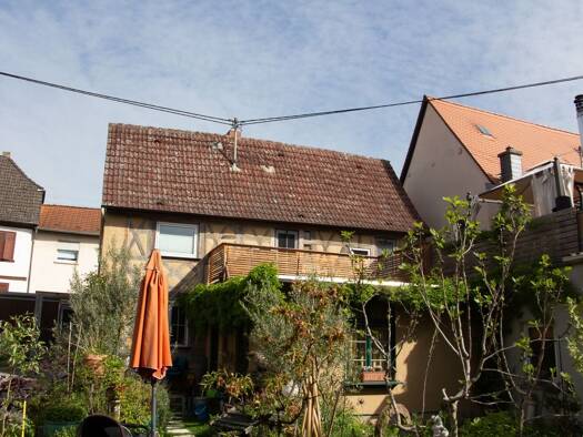 Einfamilienhaus zum Kauf provisionsfrei 480.000 € 5 Zimmer 106 m² 330 m² Grundstück frei ab sofort Diedenbergen Hofheim am Taunus 65719