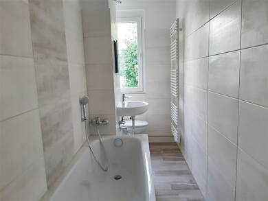 Wohnung zur Miete 291 € 2 Zimmer 50,2 m² 2. Geschoss frei ab 01.07.2025 Steinbeckstraße 37 Stublach Gera 07552