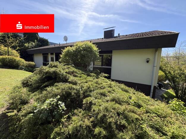 Einfamilienhaus zum Kauf 330.000 € 8 Zimmer 170,2 m² 1.049 m² Grundstück frei ab sofort Melsungen 34212