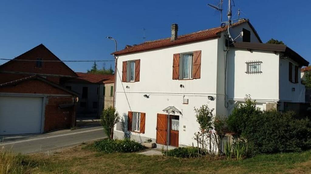 Mehrfamilienhaus zum Kauf 105.000 € 8 Zimmer 150 m² 400 m² Grundstück frei ab sofort Ponzone 15010