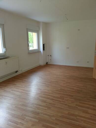 Wohnung zur Miete 250 € 2 Zimmer 39,3 m² EG frei ab 01.08.2025 Eiselstraße 169 Lusan - Eiselstraße Gera 07549