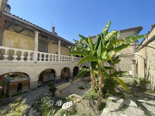 Haus zum Kauf 272.000 € 141 m² 3.369 m² Grundstück Roullet-Saint-Estèphe 16440