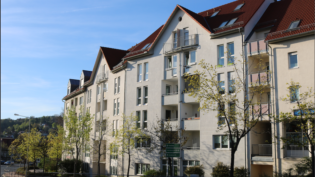 Wohnung zur Miete 550 € 2 Zimmer 68,6 m² frei ab sofort Suhl 98527