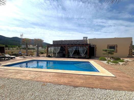 Chalet zum Kauf 449.995 € 4 Zimmer 175 m² 11.000 m² Grundstück Salinas 03638