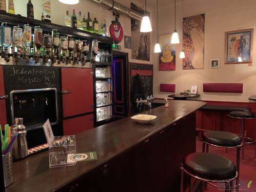 Bar/Café zur Miete 1.828 € Baden 2500