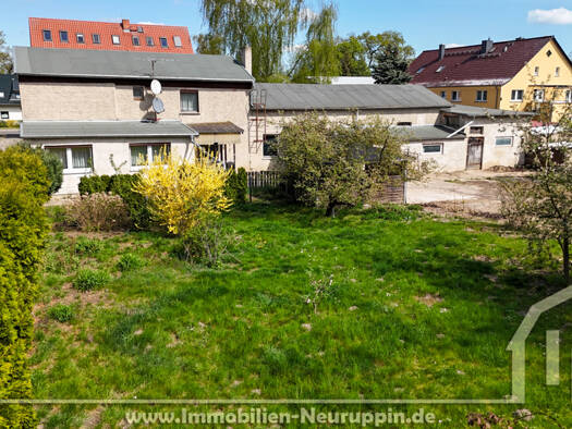 Einfamilienhaus zum Kauf 199.000 € 6 Zimmer 165 m² 598 m² Grundstück Neuruppin 16816