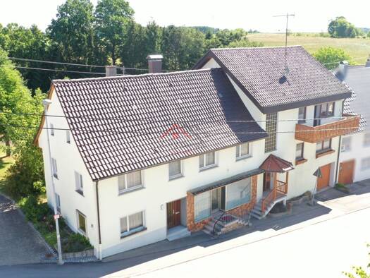Doppelhaushälfte zum Kauf 249.000 € 9 Zimmer 238 m² 365 m² Grundstück Schwandorf Neuhausen ob Eck 78579