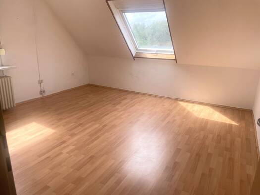 Wohnung zur Miete 675 € 4 Zimmer 79 m² Geschoss 2/3 frei ab sofort Niederkaufungen Kaufungen 34260