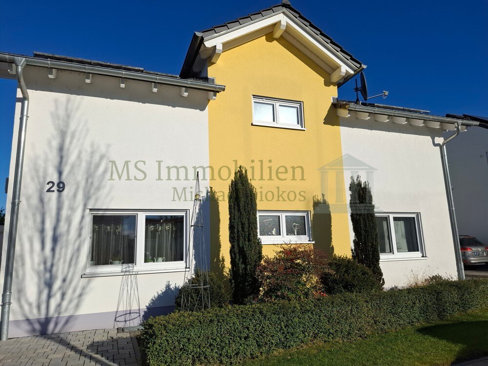 Wohnung zur Miete 1.100 € 4 Zimmer 120 m²<br/>Wohnfläche 01.04.2025<br/>Verfügbarkeit Hofheim Lampertheim-Hofheim 68623