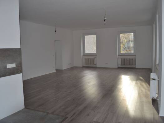 Wohnung zur Miete 980 € 2 Zimmer 88 m² Geschoss 1/3 frei ab 01.04.2026 Innenstadt Neunkirchen 66538