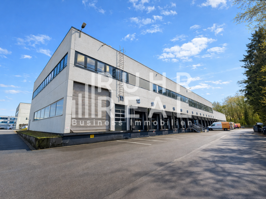 Lagerhalle zur Miete provisionsfrei 1.750 m² Lagerfläche teilbar ab 1.750 m² Brake Bielefeld 33729