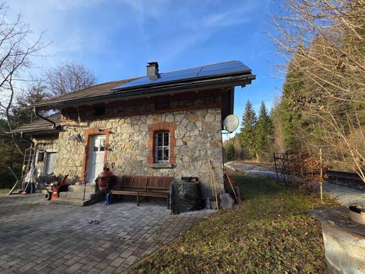 Haus zum Kauf 160.000 € 3 Zimmer 65 m² 1.608 m² Grundstück Bayerisch Eisenstein 94252