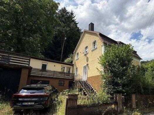 Einfamilienhaus zum Kauf 129.000 € 8 Zimmer 186 m² 1.568 m² Grundstück frei ab sofort Beckingen Beckingen 66701
