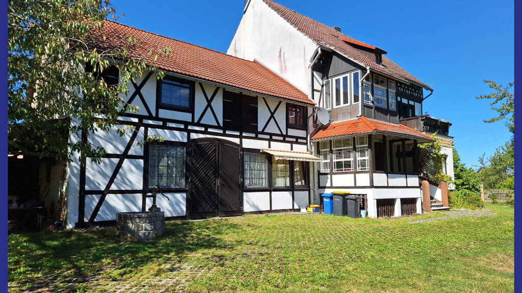 Einfamilienhaus zum Kauf 8 Zimmer 230 m² 2.500 m² Grundstück Tautenhain 07639