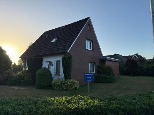 Einfamilienhaus zum Kauf 159.000 € 5 Zimmer 109 m² 975 m² Grundstück frei ab sofort Zetel 26340