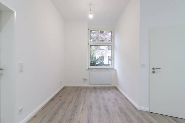 Wohnung zur Miete 573 € 1 Zimmer 30 m² frei ab 01.07.2025 Hartwichstraße 115 Nippes Köln-Nippes 50733