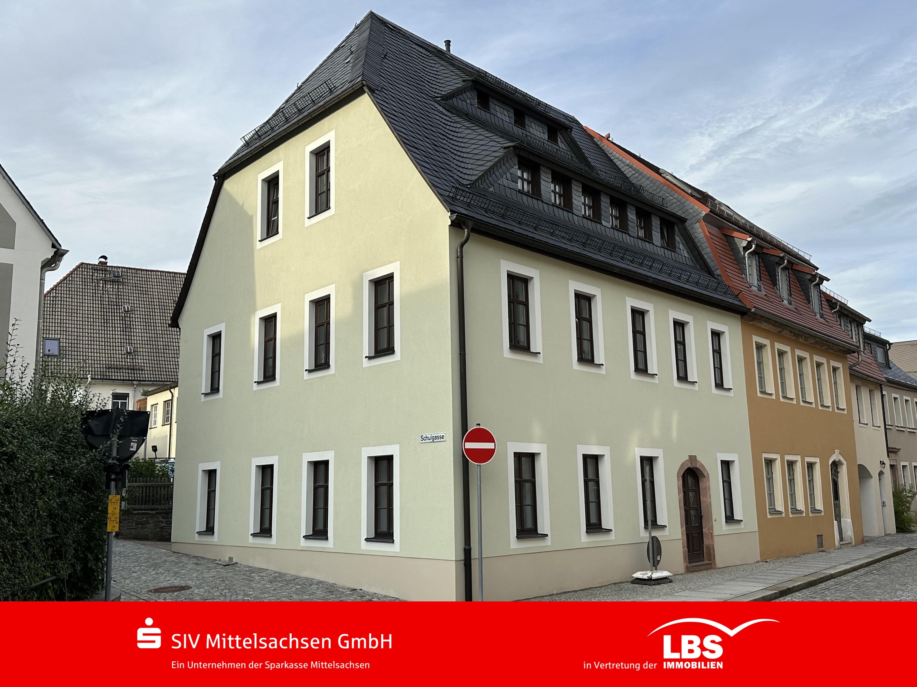 Wohn- und Geschäftshaus zum Kauf als Kapitalanlage geeignet 250.000 € 10 Zimmer 233 m²<br/>Fläche 160 m²<br/>Grundstück Oederan Oederan 09569