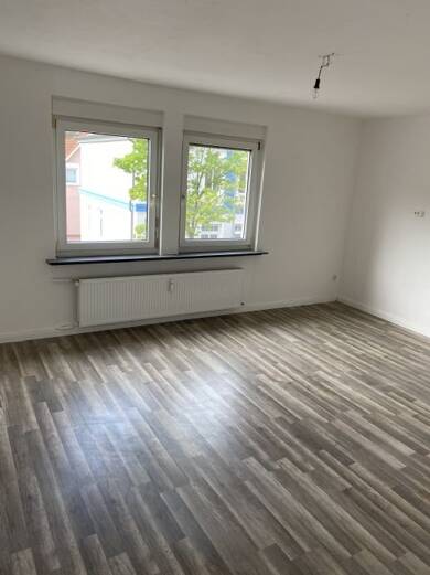 Wohnung zur Miete 705 € 3 Zimmer 83 m² 1. Geschoss frei ab sofort Neue Straße 13 Bremervörde Bremervörde 27432