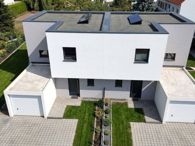 Doppelhaushälfte zum Kauf provisionsfrei 369.500 € 4 Zimmer 96 m² 246 m² Grundstück Schweigen Schweigen-Rechtenbach 76889