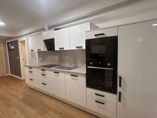 Büro zur Miete 1.300 € 4 Zimmer 130 m² Bürofläche Groß Borstel Hamburg 22453