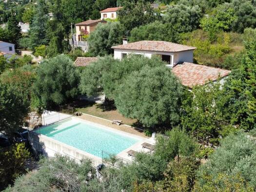 Einfamilienhaus zum Kauf 965.000 € 225 m² 2.036 m² Grundstück André Theuriet MONTAUROUX 83440
