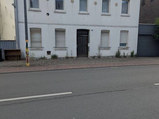 Mehrfamilienhaus zum Kauf 25.000 € 5 Zimmer 119 m² 1.170 m² Grundstück Rath/Heumar Köln 51107