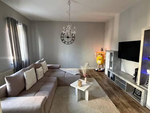 Wohnung zur Miete 850 € 4,5 Zimmer 100 m² Geschoss 1/2 frei ab 01.03.2026 Bahnhofstraße 1 Burgkunstadt 96224