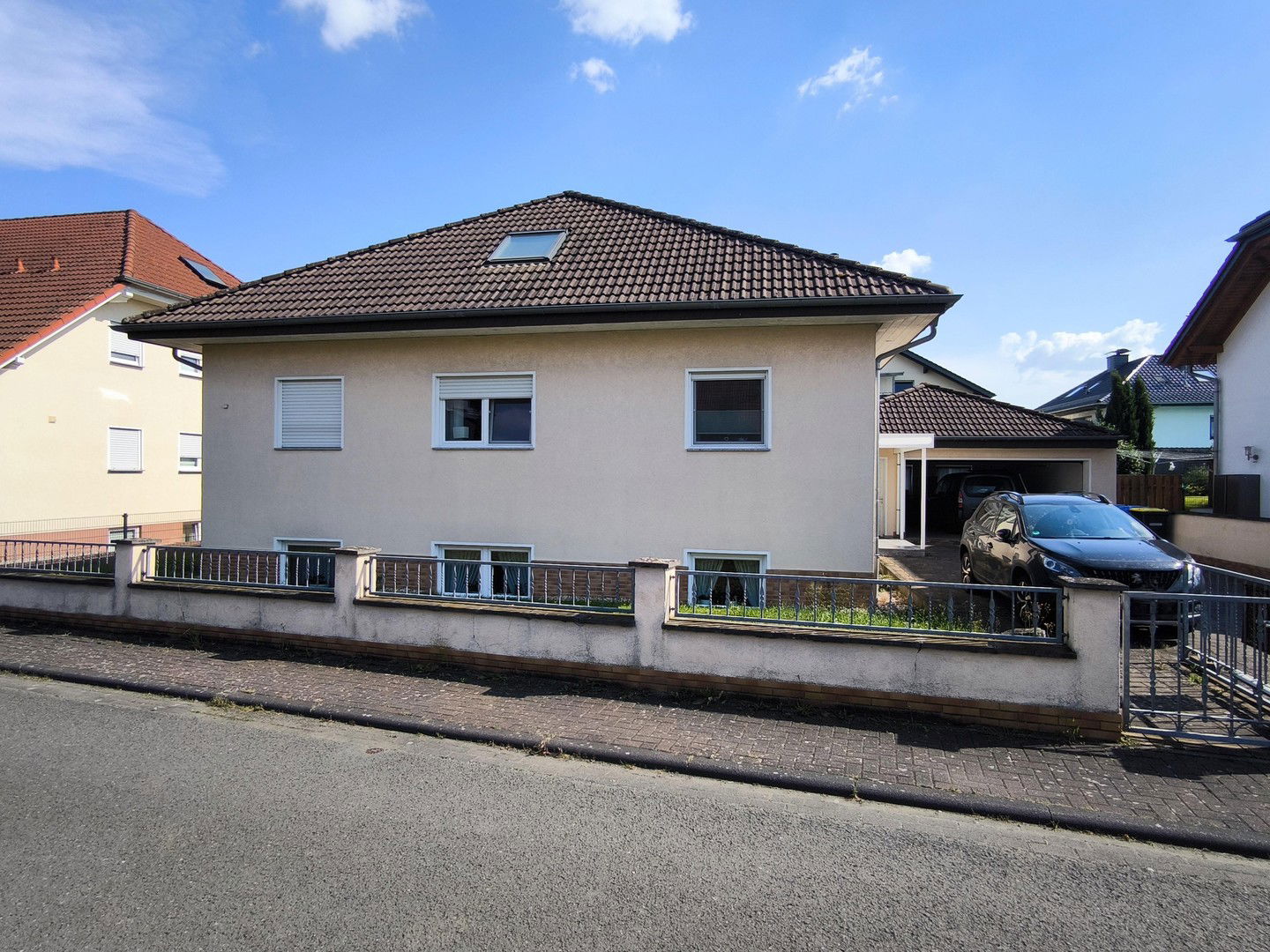 Mehrfamilienhaus zum Kauf provisionsfrei 549.000 € 7 Zimmer 300 m²<br/>Wohnfläche 690 m²<br/>Grundstück Wohnbach Wölfersheim 61200