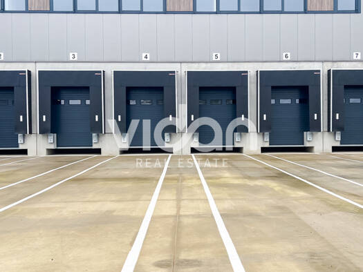 Lagerhalle zur Miete 11.474 m² Lagerfläche teilbar ab 12.966 m² Innenstadt Wülfrath 42489