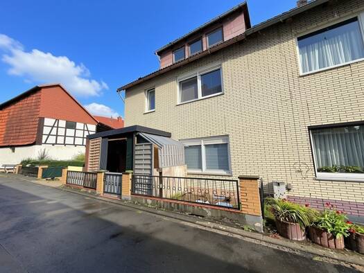 Doppelhaushälfte zum Kauf 89.000 € 5 Zimmer 130 m² 693 m² Grundstück Schlarpe Uslar 37170